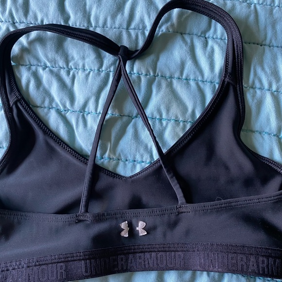 under armour bra - Picture 3 of 3
